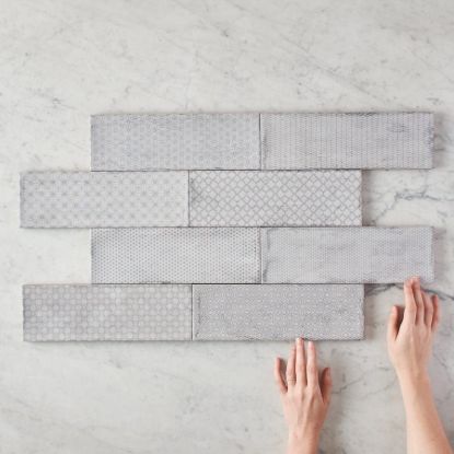 Lennox Head Gloss Grey Pattern Tile
