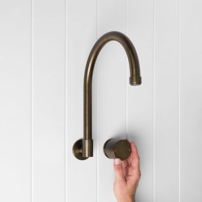 Melbourne Swivel Spout +Progressive Mixer Antique Brass