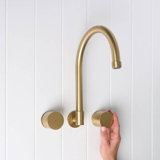 Melbourne Swivel Spout + Round Taps Brushed Brass