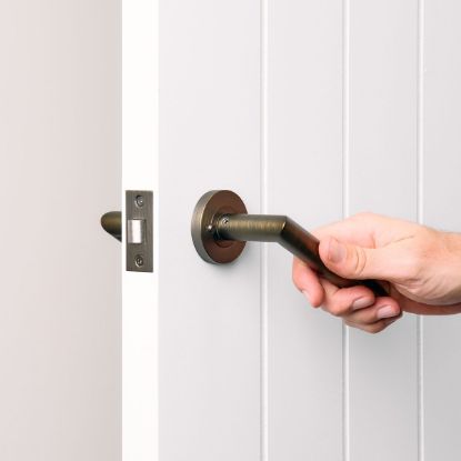 Sydney Door Handle with Lock Antique Brass