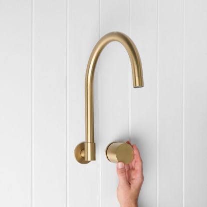 Sydney Swivel Spout + Progressive Mixer Brushed Brass