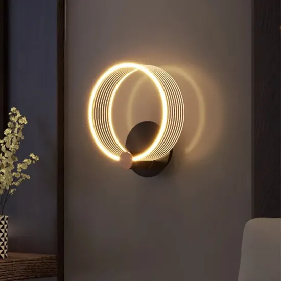 Modern Circle Wall Light Single Bedside Wall Light Acrylic & Metal