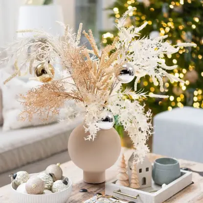Christmas Rime Artifical Flower in Vase with Decorative Balls