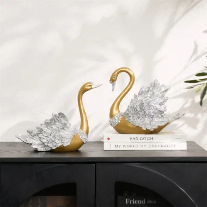 2-Piece Resin Swan Figurines – Elegant Gold Swan Decorative Storage Set