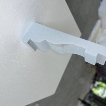 Picture of Exterior European-Style Foamed Ceramic Corbel, EPS Alternative with Carved Eave Decoration for Garden Villas