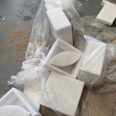 Foamed Ceramic Chinese-Style Carved Corner Ornaments for Exterior Doors, Windows and Eave Corners