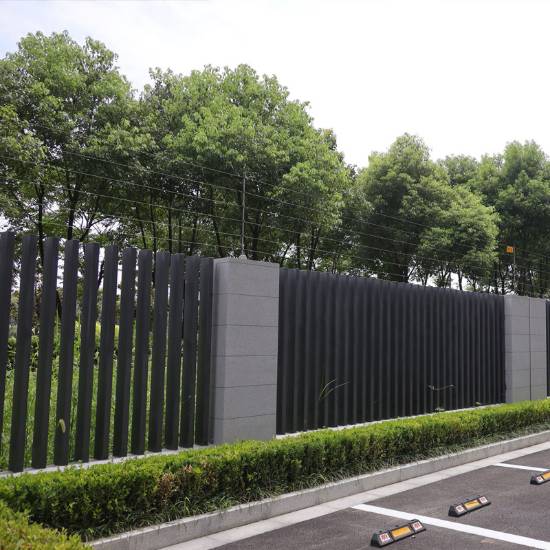 Picture of Minimalist Aluminium Garden Fence, European Style Villa Courtyard Railing and Boundary Barrier