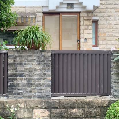 Picture of Minimalist Zinc Steel Outdoor Fence, Aluminium Slat Panel for Gardens, Schools and Villas