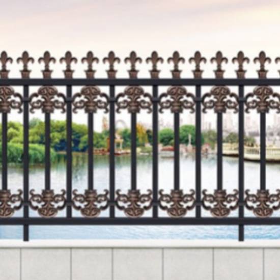 Picture of Aluminium Boundary Wall Fence, Aluminium Alloy Balcony Railing, Stainless Steel Fencing, Chinese Style Villa Courtyard