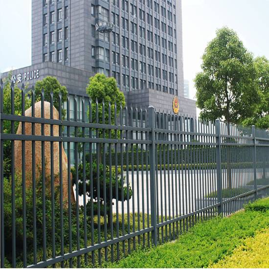 Picture of Assembled Zinc Steel Fence, Safety Barrier Garden Railing, Outdoor Courtyard Fencing