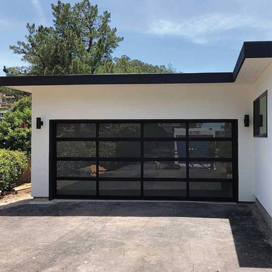 Picture of Colour Steel and Aluminium Garage Door for Villas, Electric Roller and Tilt-Up Panel Garage Door