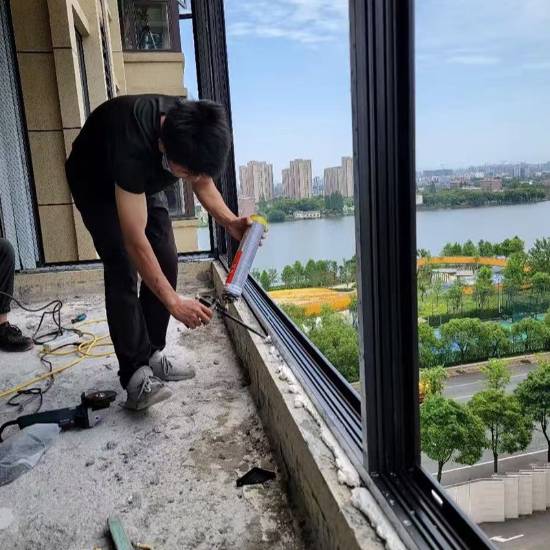 Picture of Custom Thermal Break Aluminium Soundproof Glass Casement Window System, Floor-to-Ceiling