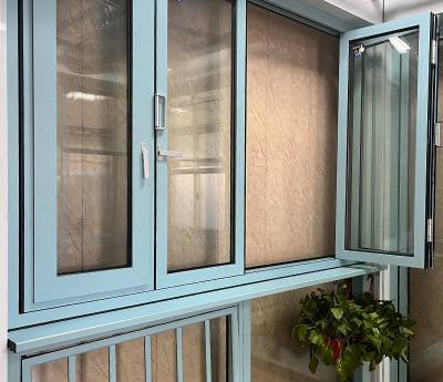 Heavy-Duty Aluminium Alloy Folding Door for Villa, Car Wash Bay, Hotel and Shop, Soundproof Balcony Door